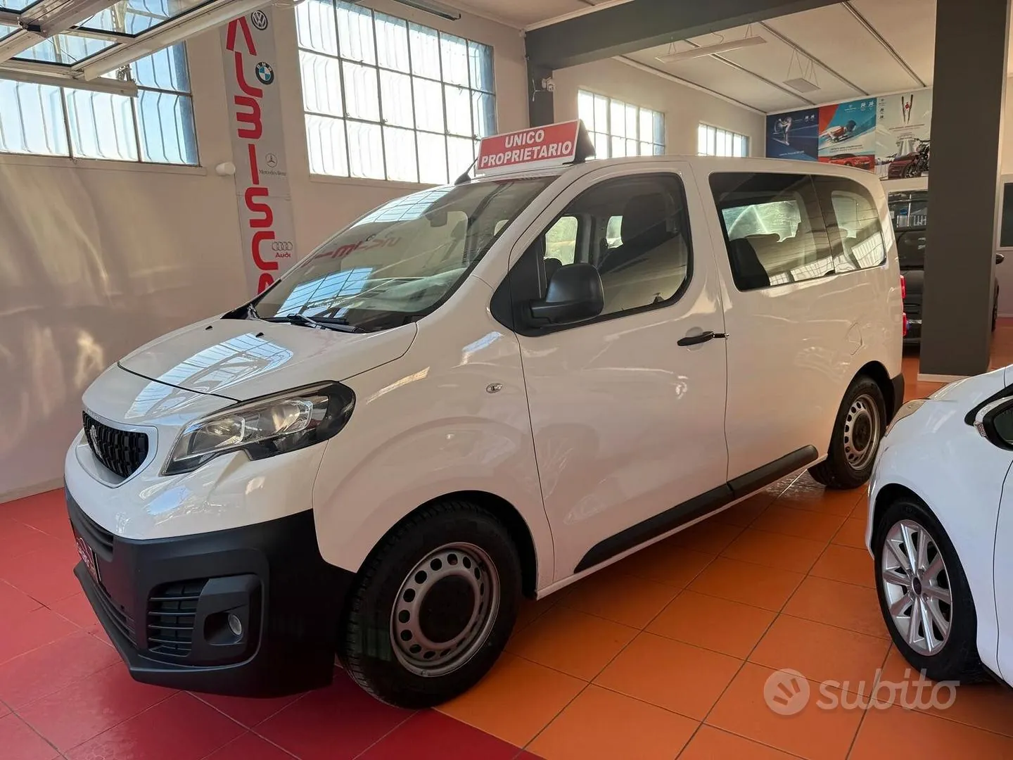 Peugeot Expert 2018 photo 2