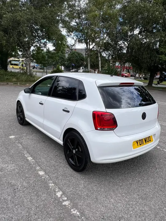 Volkswagen Polo 2011 photo 5