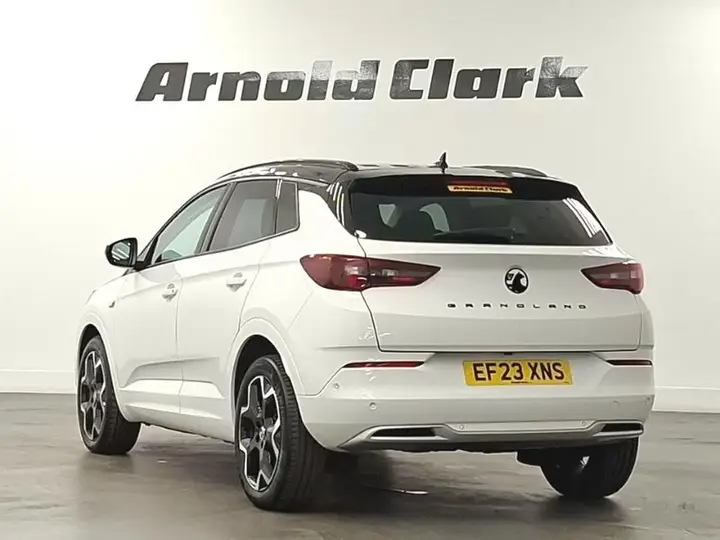 Vauxhall Grandland 2023 photo 2