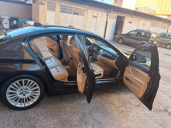 BMW 520I 2015 photo 4