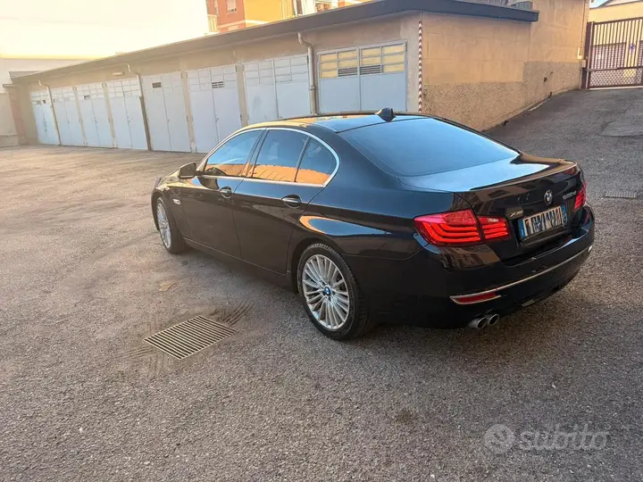 BMW 520I 2015 photo 2