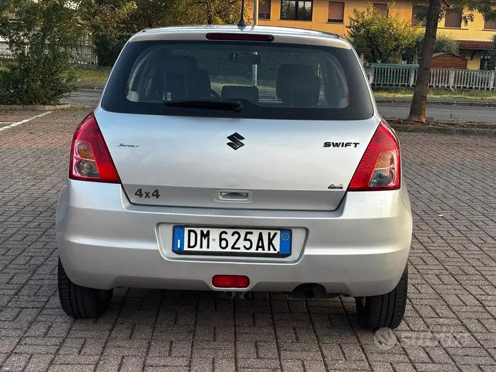Suzuki Swift 2008 photo 4