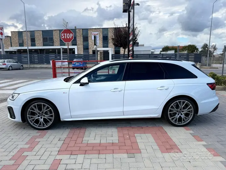 Audi A4 Avant 2022 photo 3