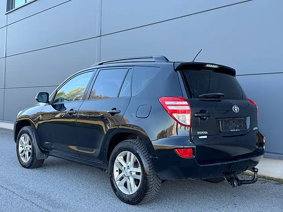 Toyota Rav4 2010 photo 4