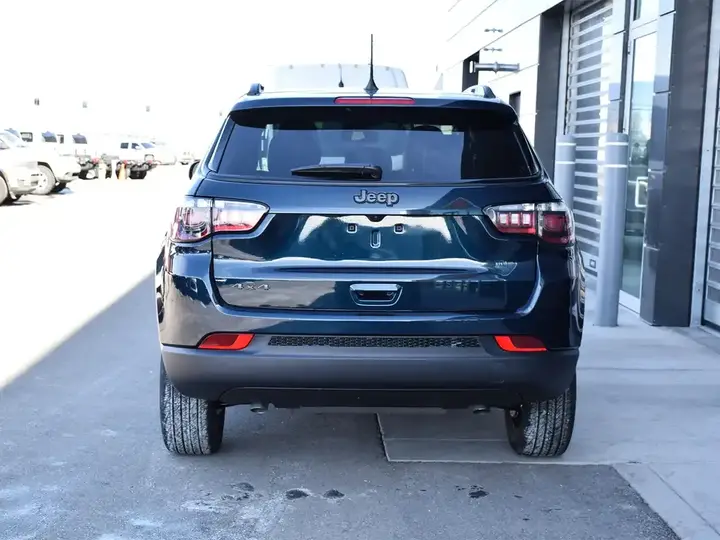 Jeep Compass 2026 photo 5