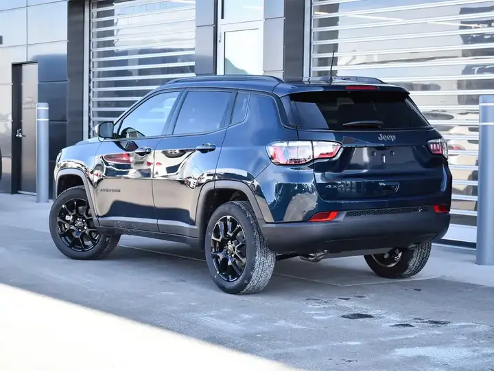 Jeep Compass 2026 photo 4