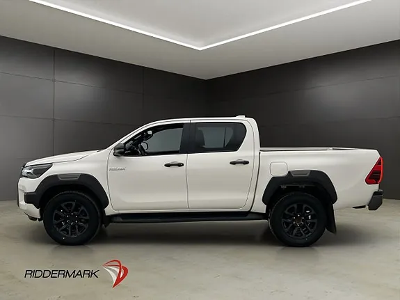 Toyota Hilux 2024 photo 2