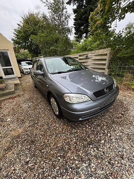 Opel Astra 2006 photo 2