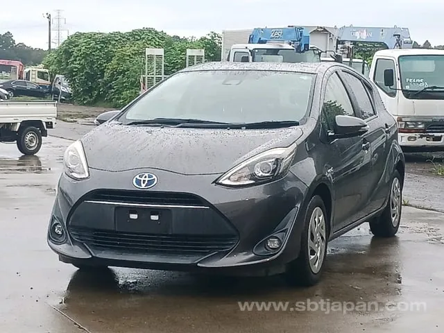 Toyota Aqua S 2017 photo 3