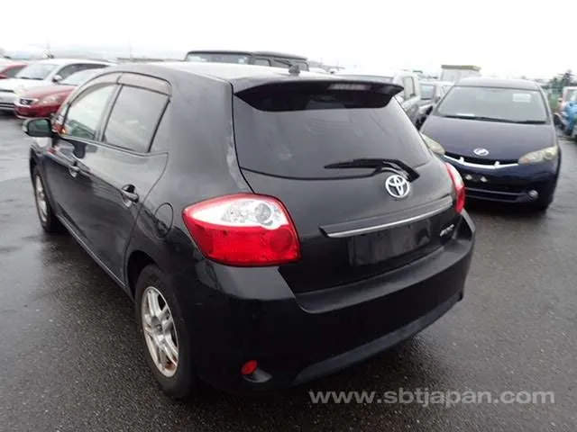 Toyota Auris 2011 photo 3