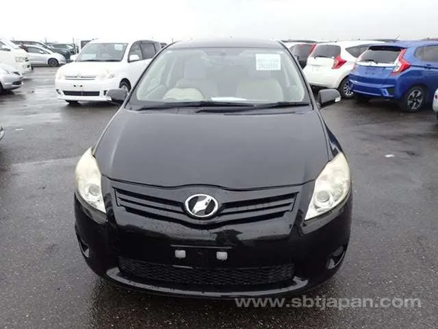 Toyota Auris 2011 photo 5
