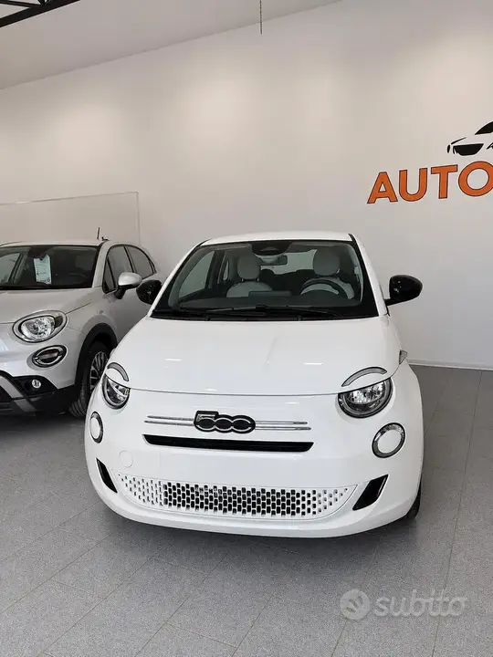 Fiat 500 2023 photo 2
