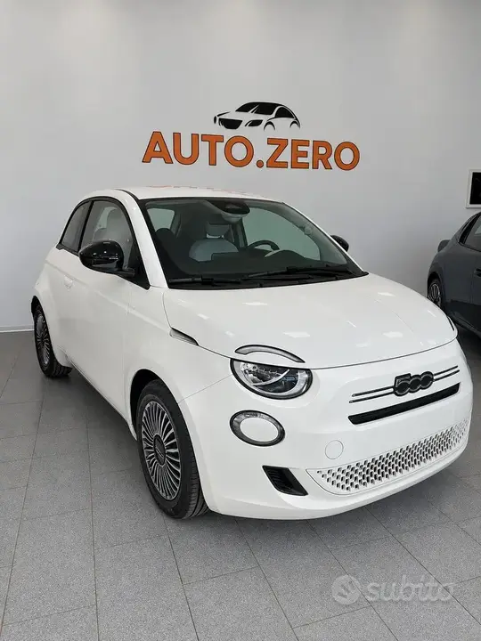 Fiat 500 2023 photo 3