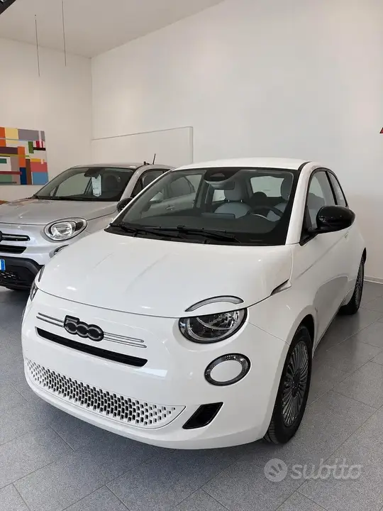 Fiat 500 2023 photo 4