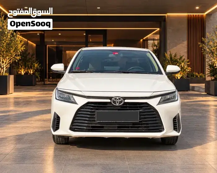 Toyota Yaris 2023 photo 2