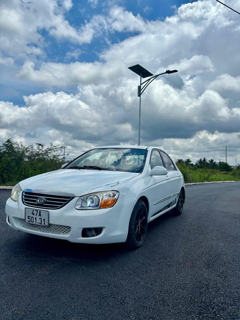 Kia Cerato 2007 photo 4