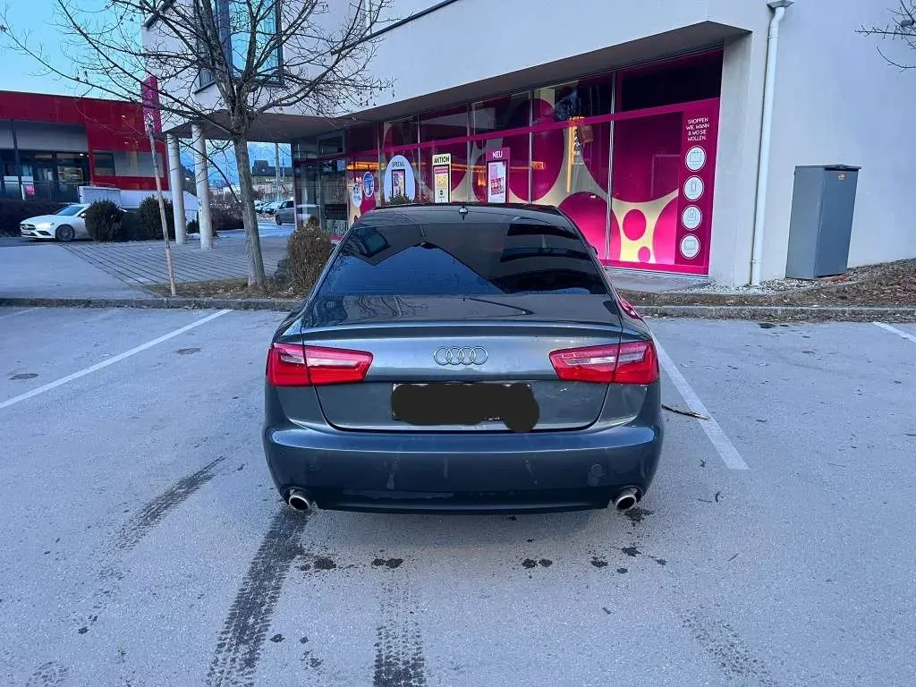 Audi A6 2012 photo 2
