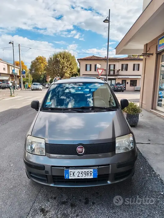 Fiat Panda 2011 photo 2