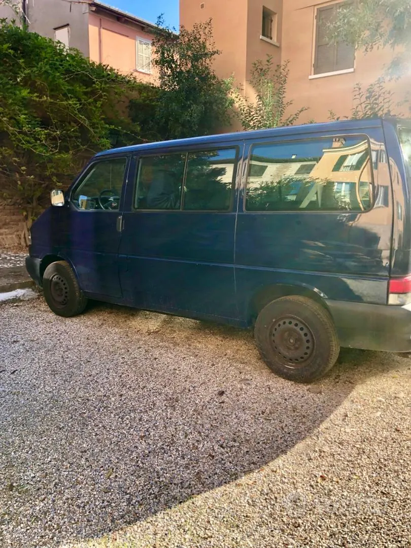 Volkswagen Caravelle 2002 photo 3