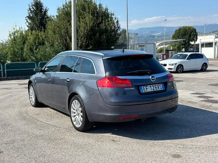 Opel Insignia 2011 photo 4