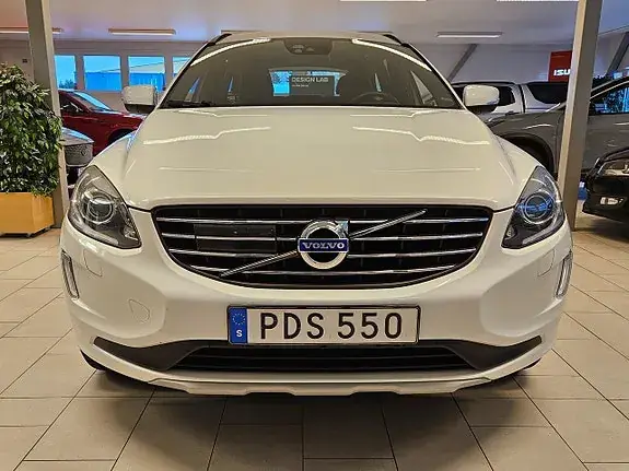 Volvo Xc60 2017 photo 2