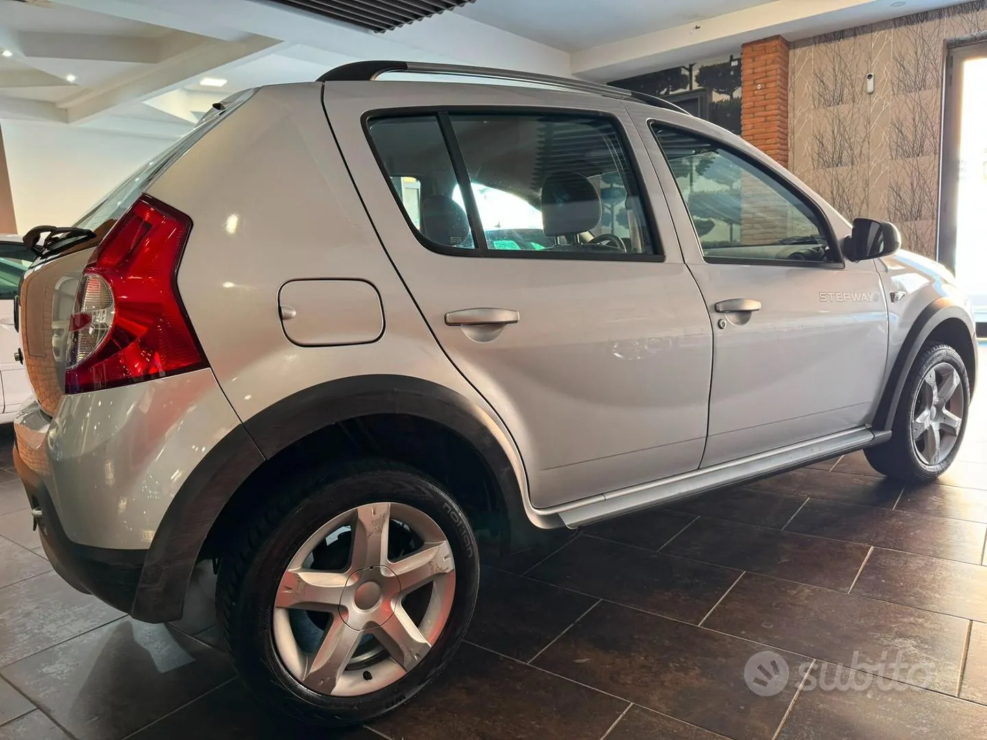 Dacia Sandero Stepway 2010 photo 4