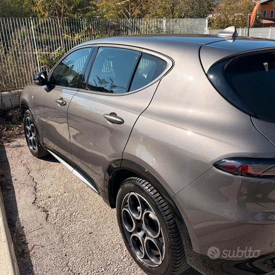 Alfa Romeo Tonale 2023 photo 3