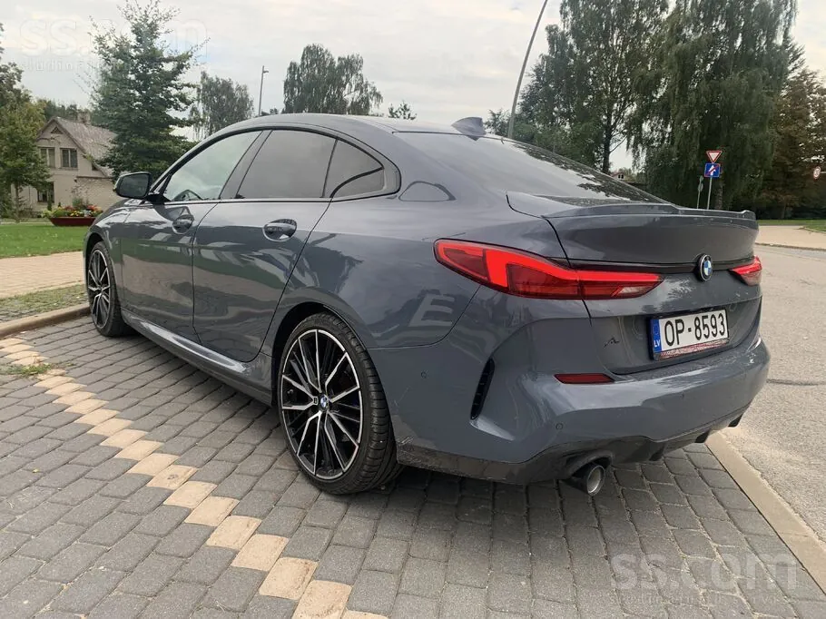 BMW 318I 2020 photo 2