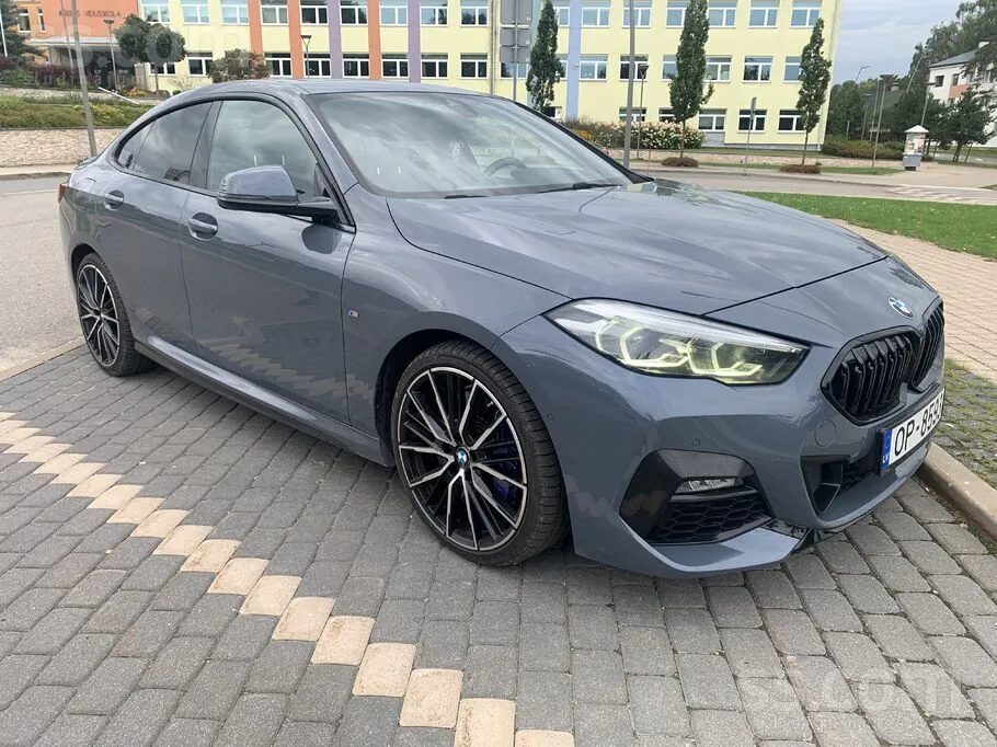 BMW 318I 2020 photo 4