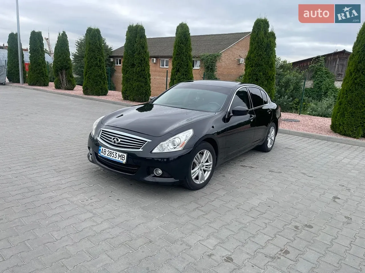 Infiniti G25