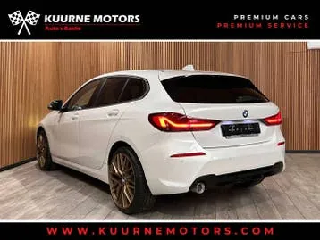 BMW 1 Series 2022 photo 2