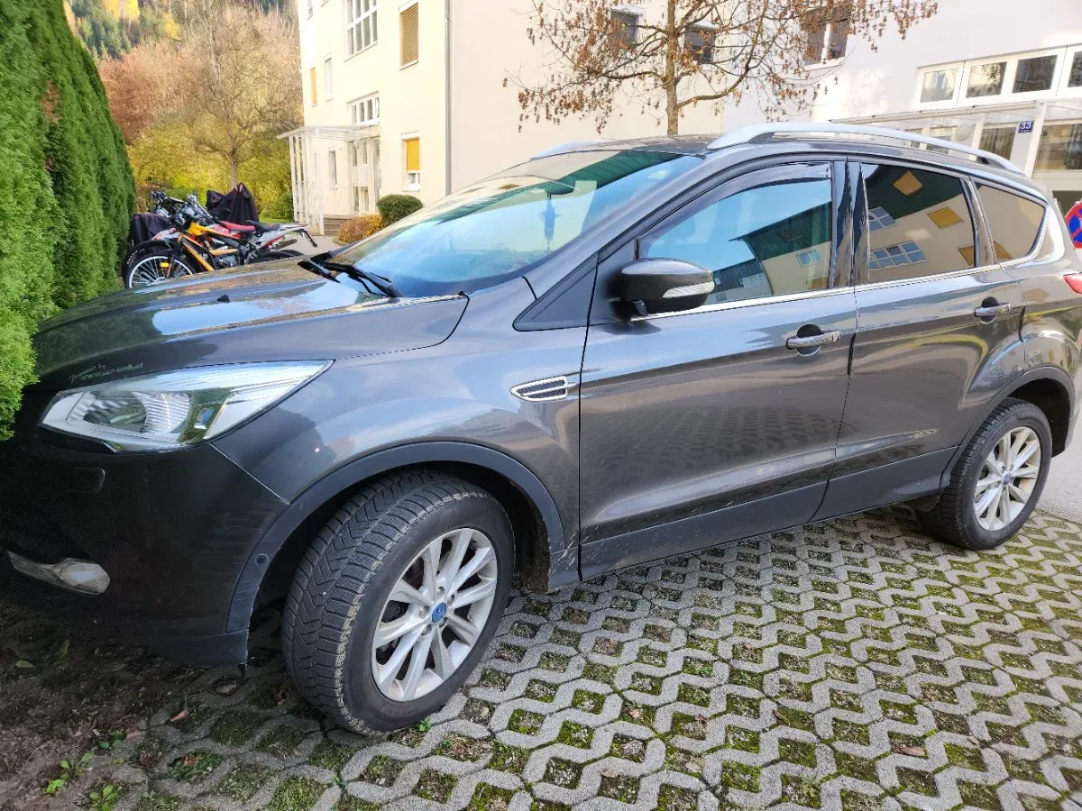 Ford Kuga 2015 photo 3