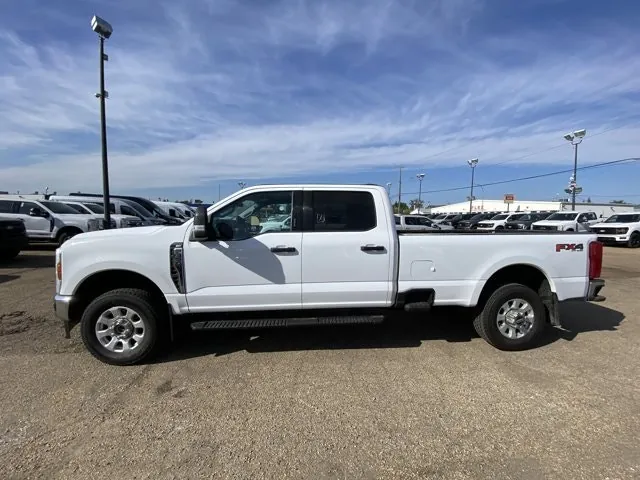 Ford Super Duty F-350 2024 photo 4