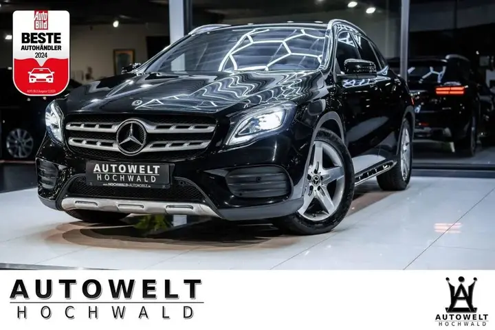Mercedes-Benz Gla 200 Amg-Line