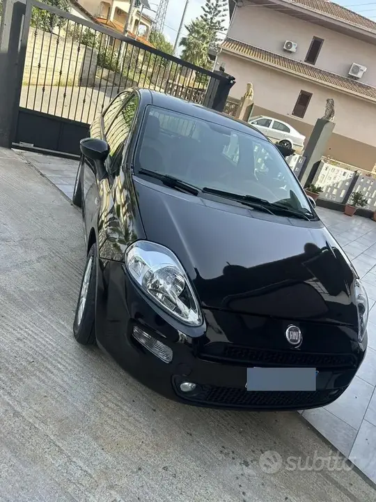 Fiat Punto 2012 photo 4