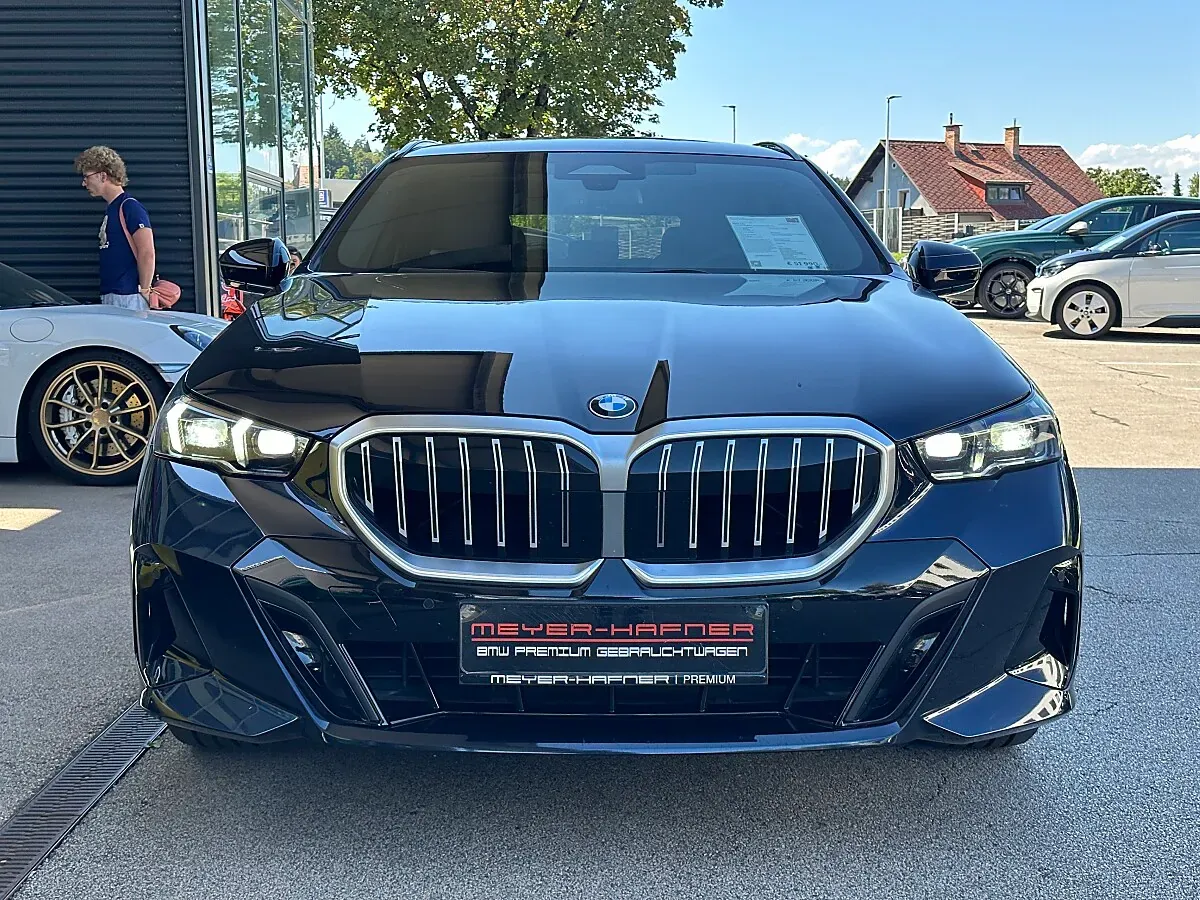 BMW 5 Series 2026 photo 2