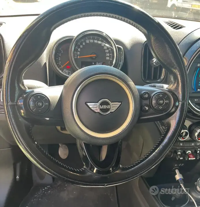 Mini Countryman 2018 photo 5