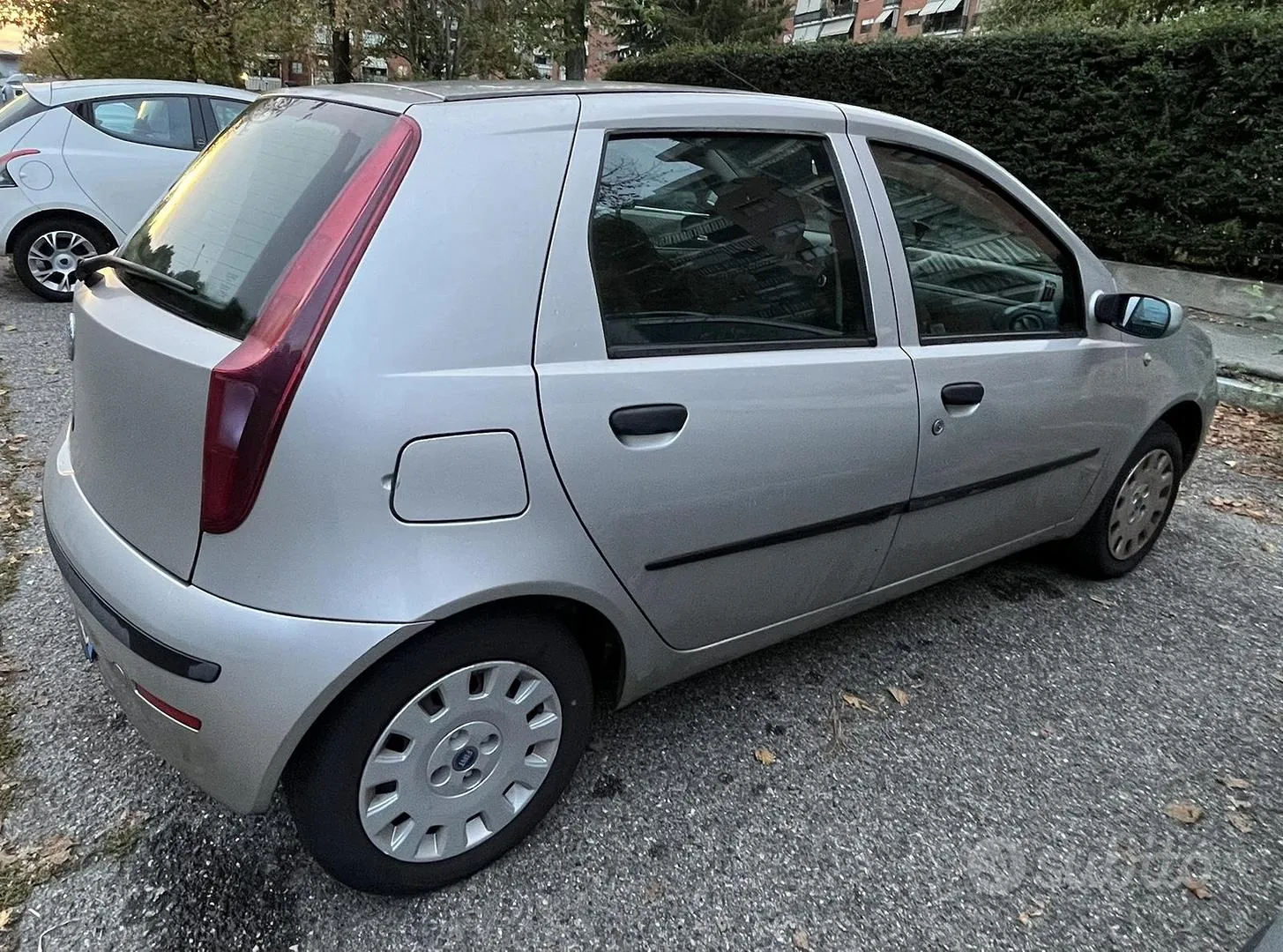 Fiat Punto 2005 photo 2