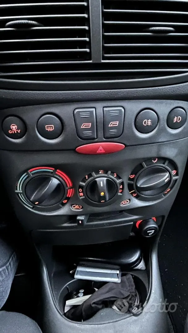 Fiat Punto 2005 photo 5
