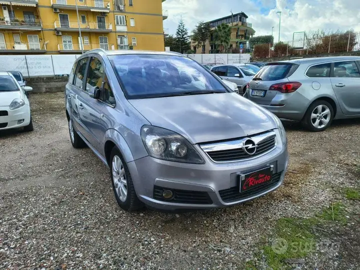 Opel Zafira 2008 photo 2