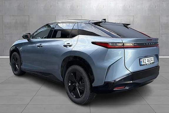Lexus Rz450E 2024 photo 3