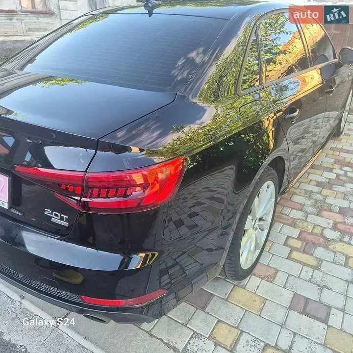 Audi A4 2017 photo 3