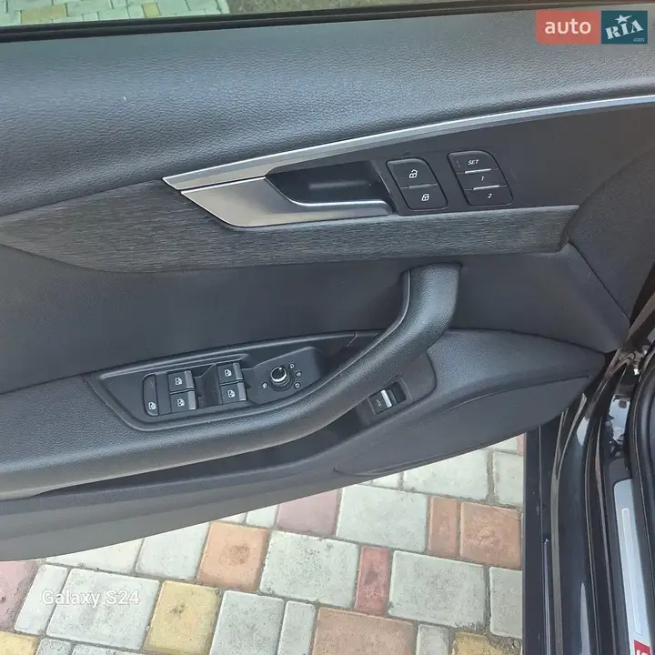 Audi A4 2017 photo 5