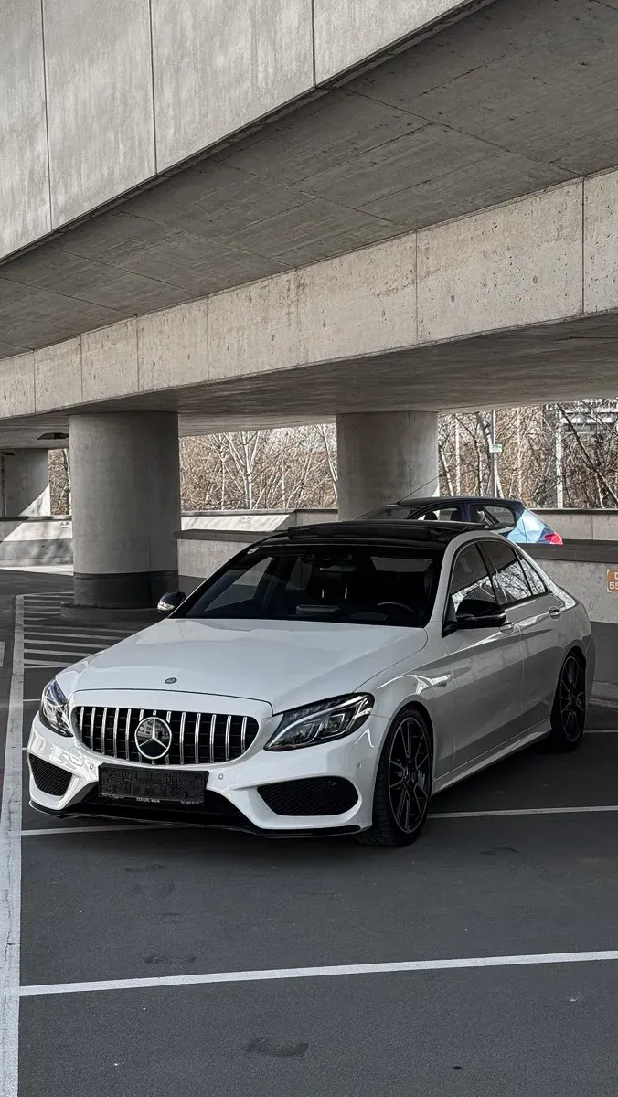 Mercedes-Benz C-Class