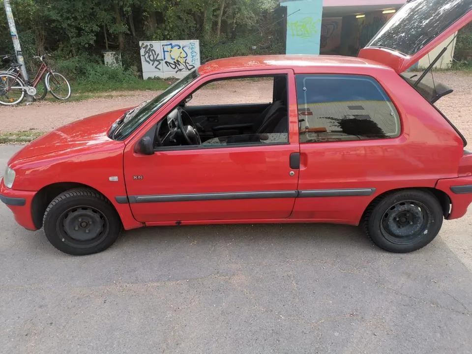 Peugeot 106