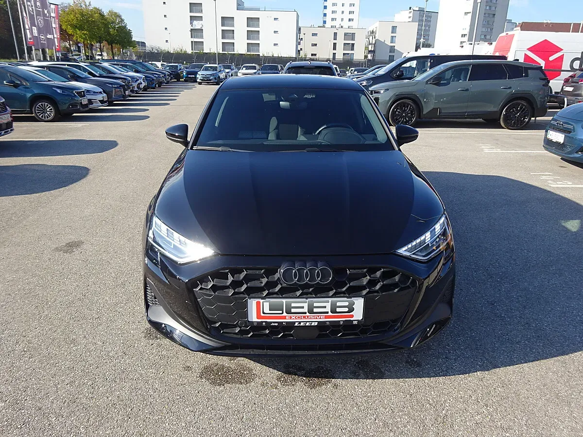 Audi A3 2025 photo 2