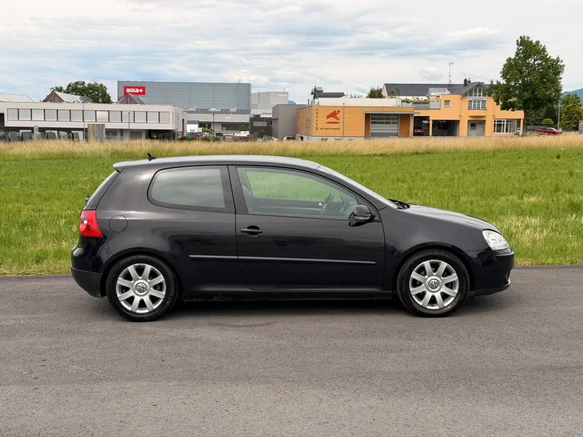 Volkswagen Golf 2006 photo 3