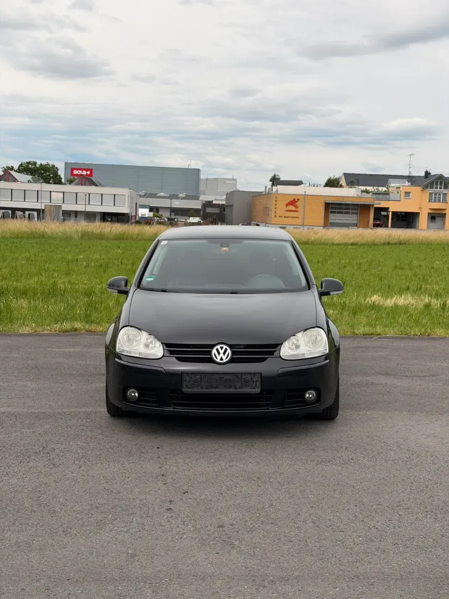Volkswagen Golf 2006 photo 2