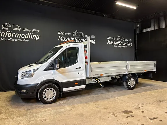 Ford Transit 2024 photo 2