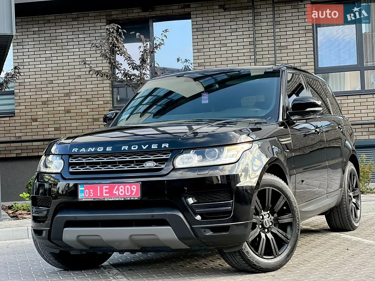 Land Rover Range Rover Sport 2014 photo 2